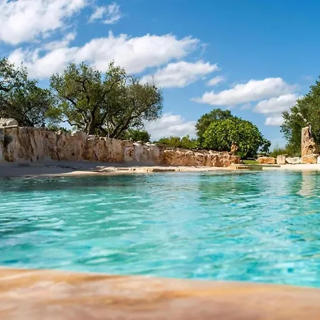 Hébergement de vacances Schoenes Steinhaus Mit Pool Und Panoramablick
