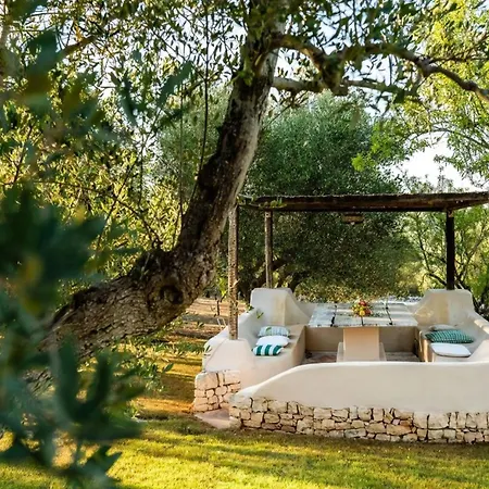 Schoenes Steinhaus Mit Pool Und Panoramablick Cisternino